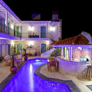 https://avlu-alacati-butik-otel.aegeanhotels.net