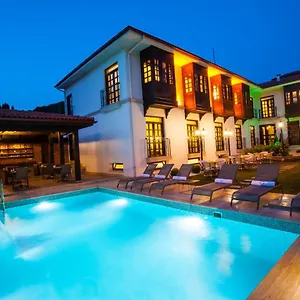https://livia-garden-hotel.aegeanhotels.net